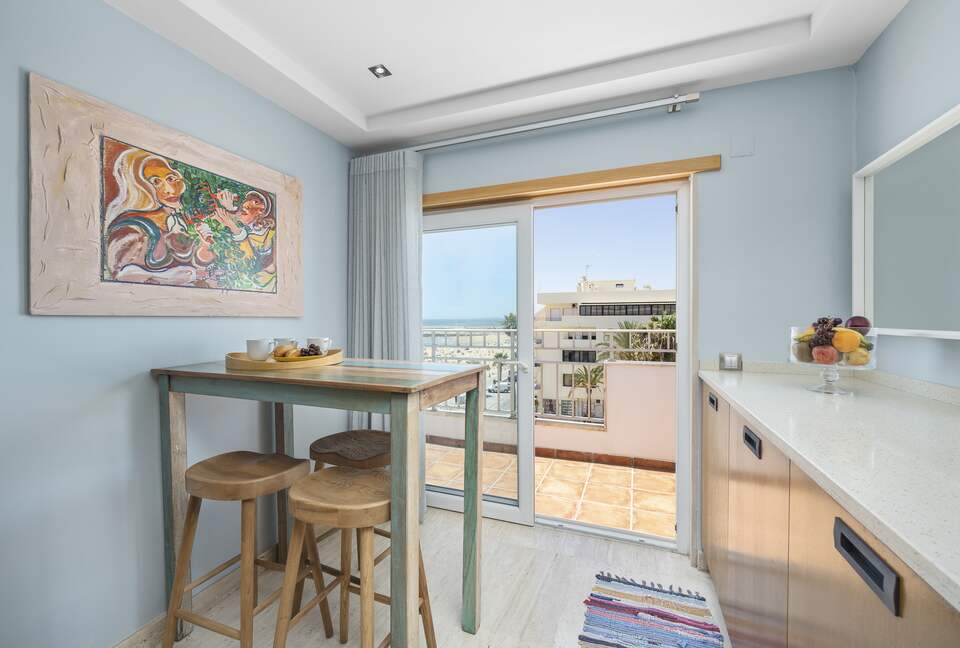 Oceanside Penthouse Marisea - Quarteira, Portugal