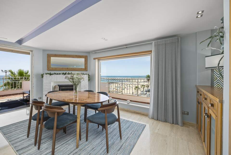 Oceanside Penthouse Marisea - Quarteira, Portugal