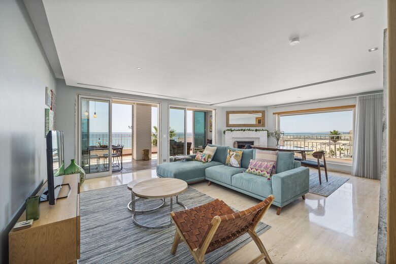 Oceanside Penthouse Marisea - Quarteira, Portugal