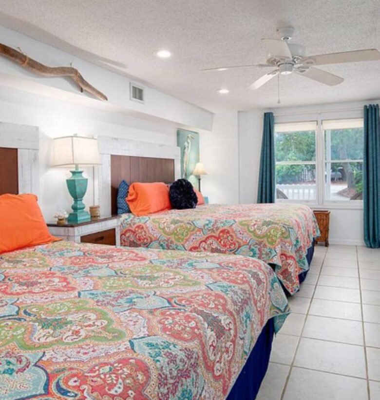 Destin Getaway - Walk To The Beach! - Destin, Florida