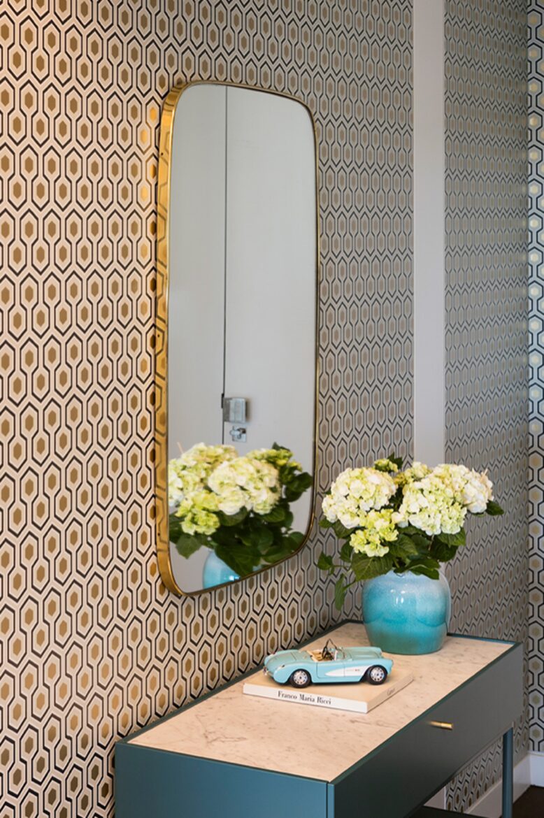 RiverWalk over the Thames - London, United Kingdom