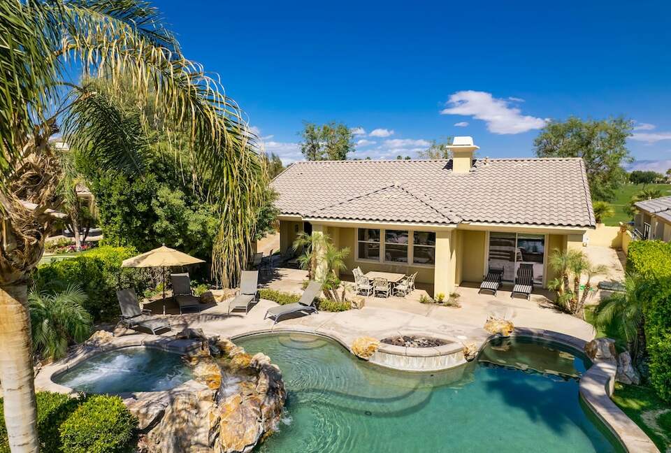 The La Quinta Dream | With golf course and mountain views! - La Quinta, California
