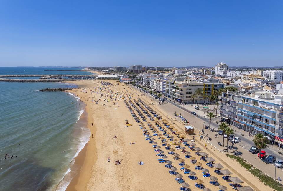 Oceanside Penthouse Marisea - Quarteira, Portugal