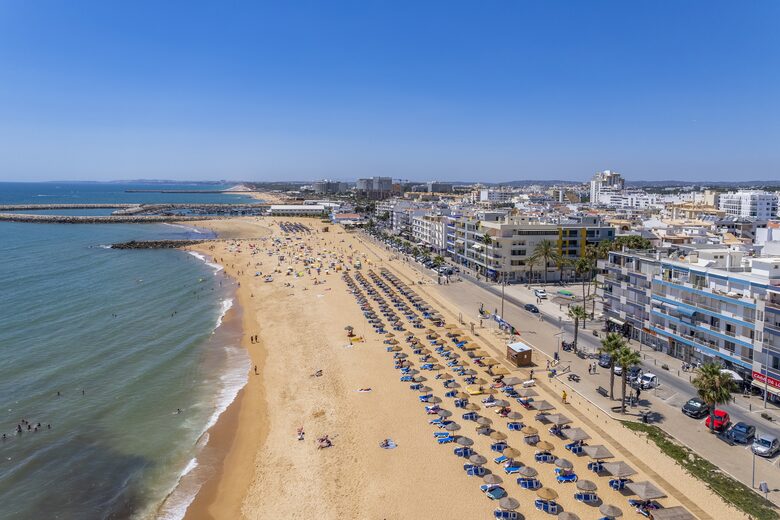Oceanside Penthouse Marisea - Quarteira, Portugal