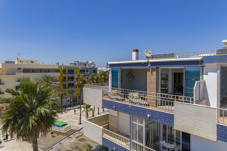 Oceanside Penthouse Marisea - Quarteira, Portugal