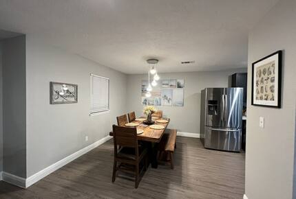 Seabrook Beach Retreat | 5 minutes from Kemah Boardwalk and NASA with Private Pool - Seabrook, Texas