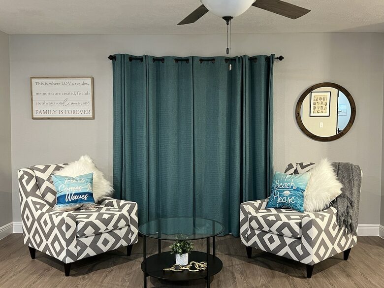 Seabrook Beach Retreat | 5 minutes from Kemah Boardwalk and NASA with Private Pool - Seabrook, Texas