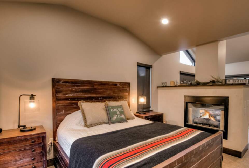 Private Creekside Retreat - Frisco, Colorado