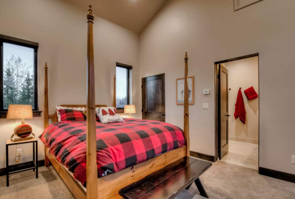 Private Creekside Retreat - Frisco, Colorado