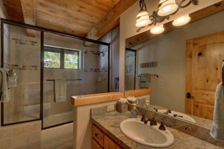 Tahoe Lakefront Getaway - Tahoe City, California