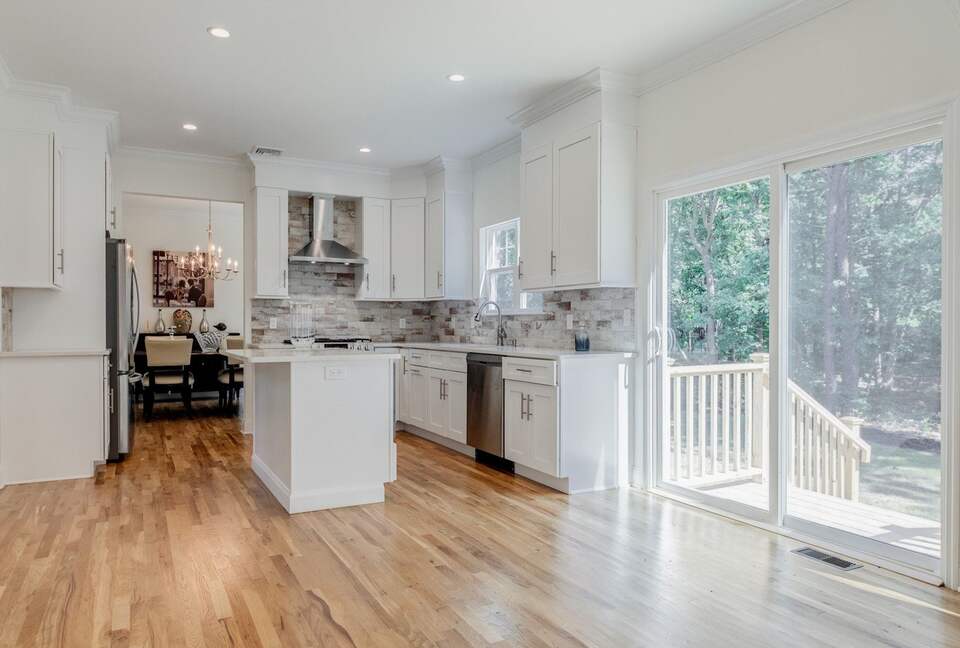 Modern Westhampton Haven - Center Moriches, New York