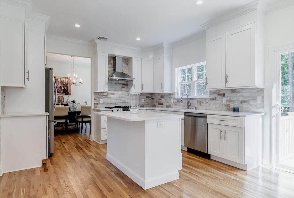 Modern Westhampton Haven - Center Moriches, New York