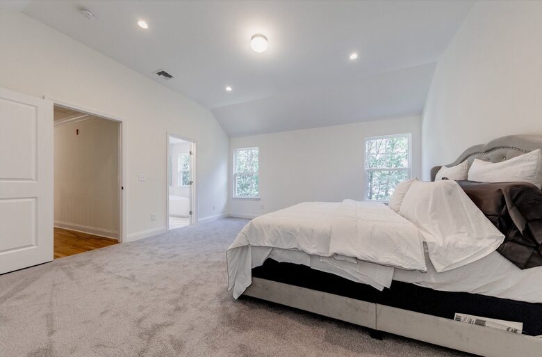 Modern Westhampton Haven - Center Moriches, New York