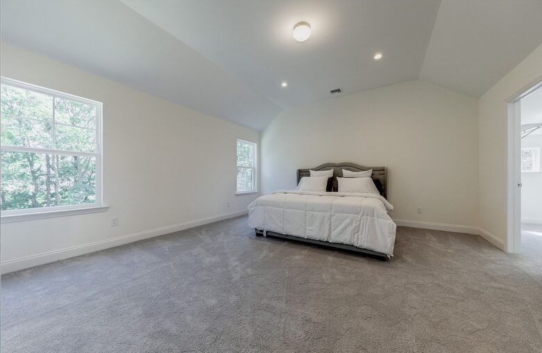 Modern Westhampton Haven - Center Moriches, New York