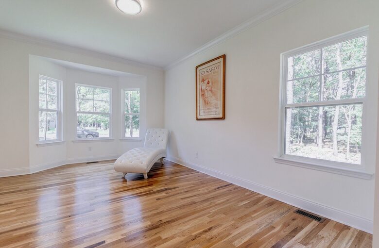 Modern Westhampton Haven - Center Moriches, New York