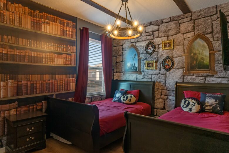 Harry Potter House + Star Wars Themed Vacation Paradise - Davenport, Florida