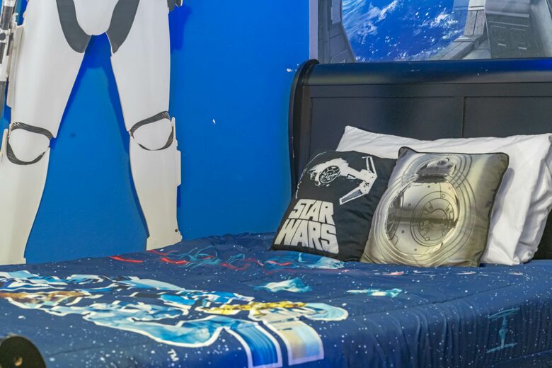 Harry Potter House + Star Wars Themed Vacation Paradise - Davenport, Florida