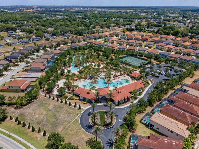 Harry Potter House + Star Wars Themed Vacation Paradise - Davenport, Florida