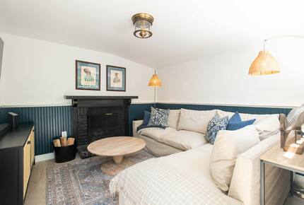 Charming Nantucket House and Cottage - Walk To Town! - Nantucket, Massachusetts