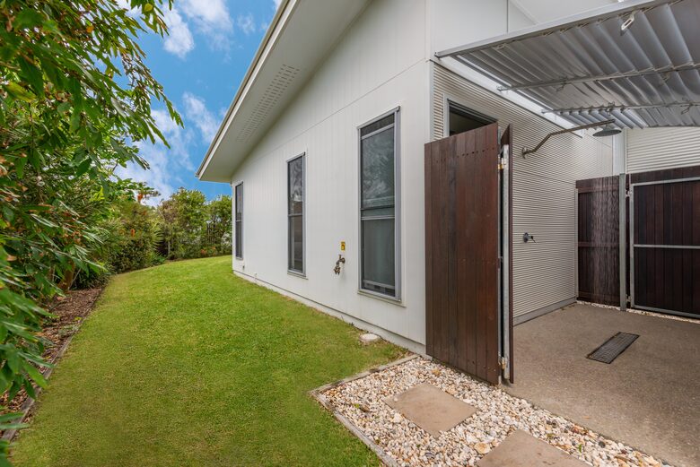 SANDS BEACH HOUSE - Mount Coolum, Australia