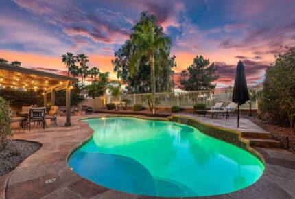 Luxury Golf Villa with a Pool - Glendale, Arizona