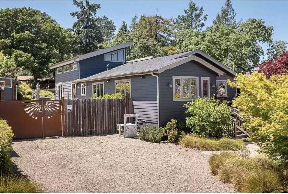 Modern Home in West Sonoma County Farm Country, with Pool - Sebastopol, California