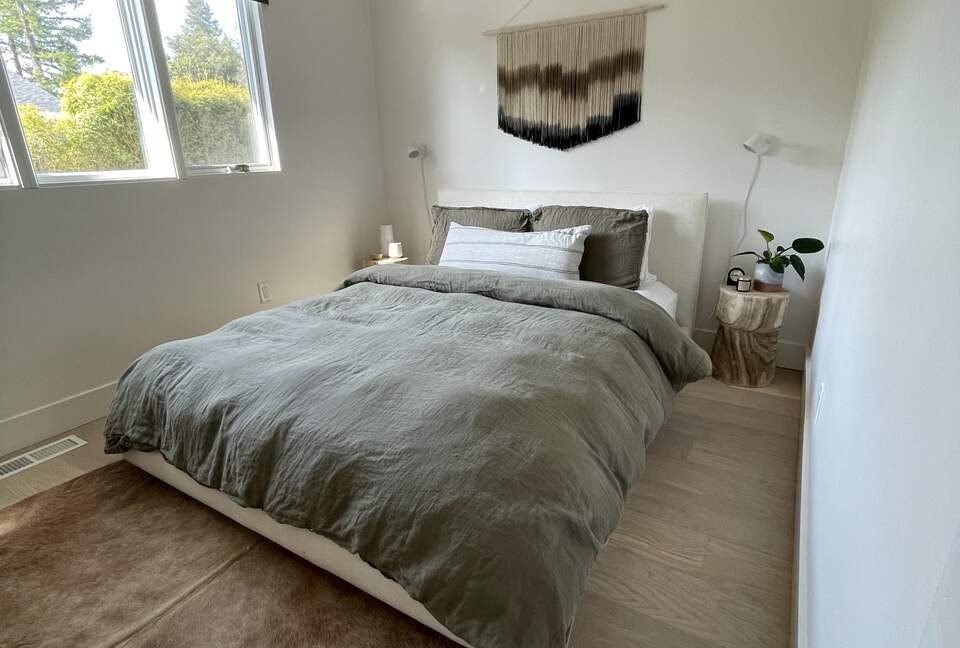 Modern Home in West Sonoma County Farm Country, with Pool - Sebastopol, California