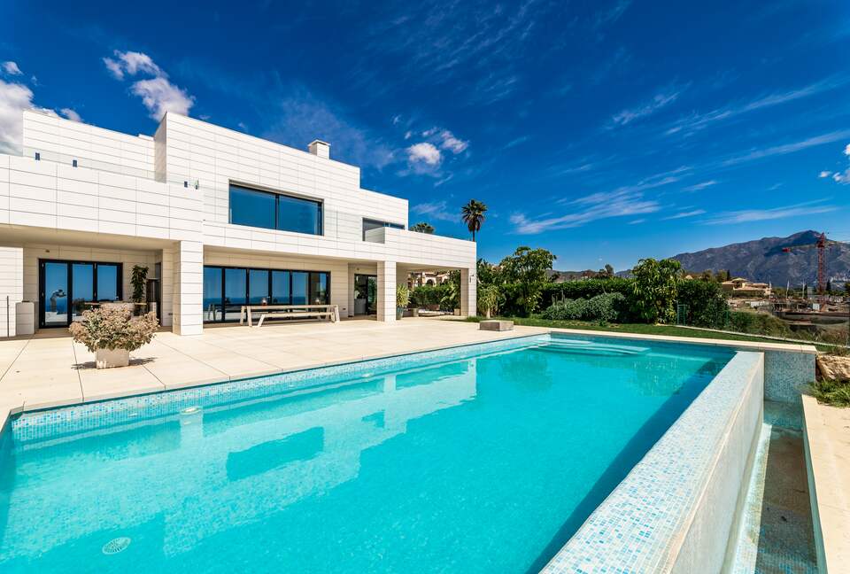 Villa Monte Halcones with stunning sea views (R) - Marbella, Spain