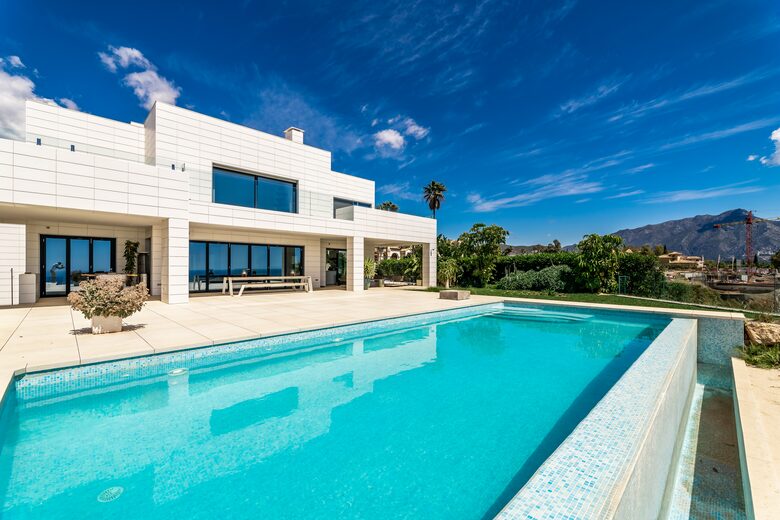 Villa Monte Halcones with stunning sea views (R) - Marbella, Spain