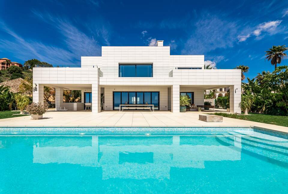 Villa Monte Halcones with stunning sea views (R) - Marbella, Spain