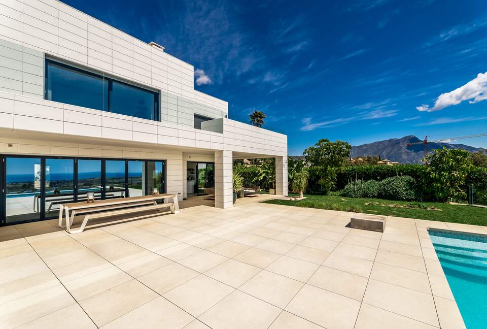 Villa Monte Halcones with stunning sea views (R) - Marbella, Spain