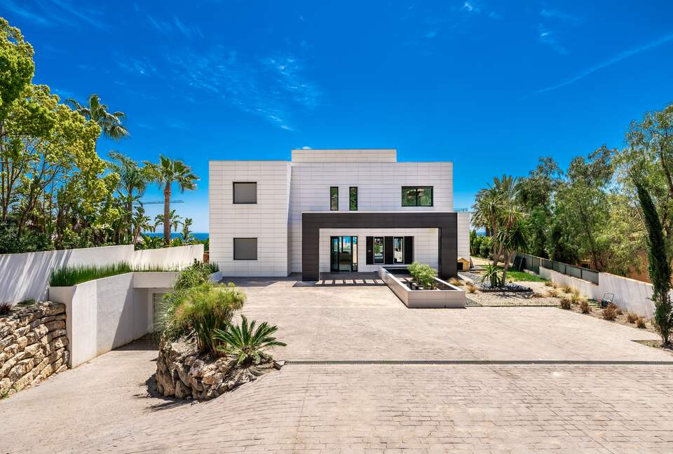 Villa Monte Halcones with stunning sea views (R) - Marbella, Spain