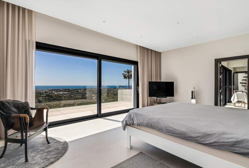 Villa Monte Halcones with stunning sea views (R) - Marbella, Spain