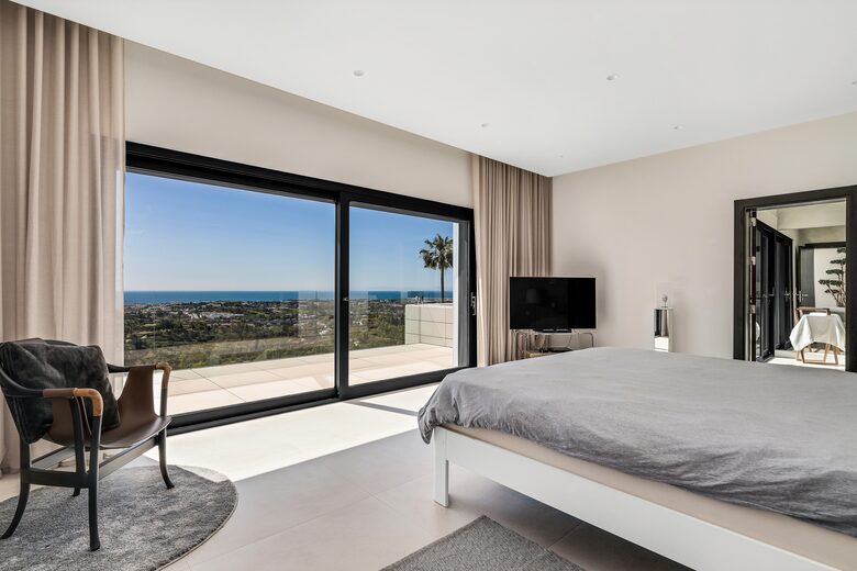 Villa Monte Halcones with stunning sea views (R) - Marbella, Spain