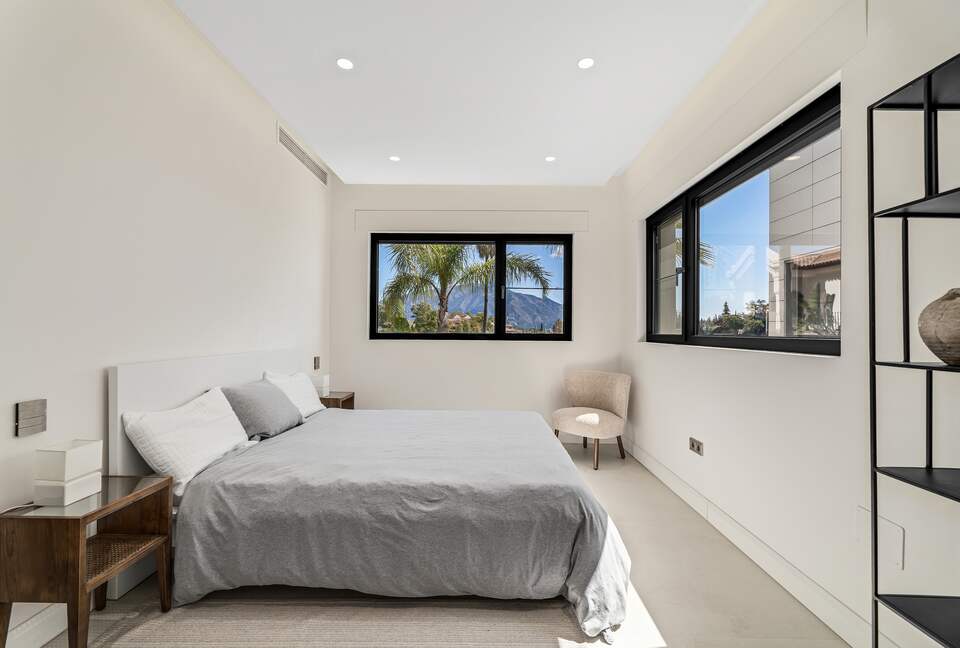 Villa Monte Halcones with stunning sea views (R) - Marbella, Spain