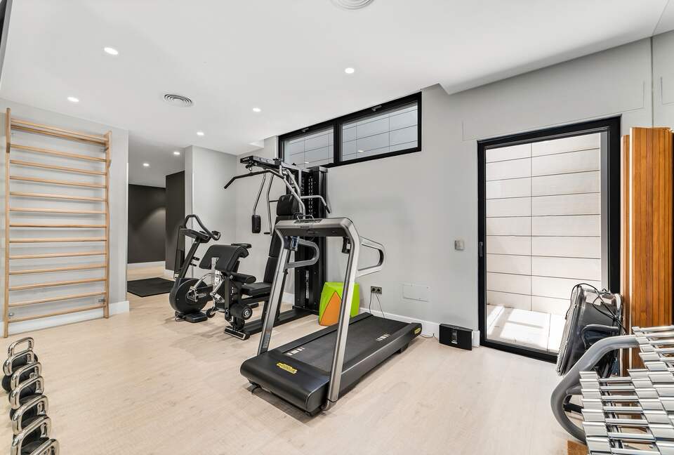 Villa Monte Halcones with stunning sea views (R) - Marbella, Spain