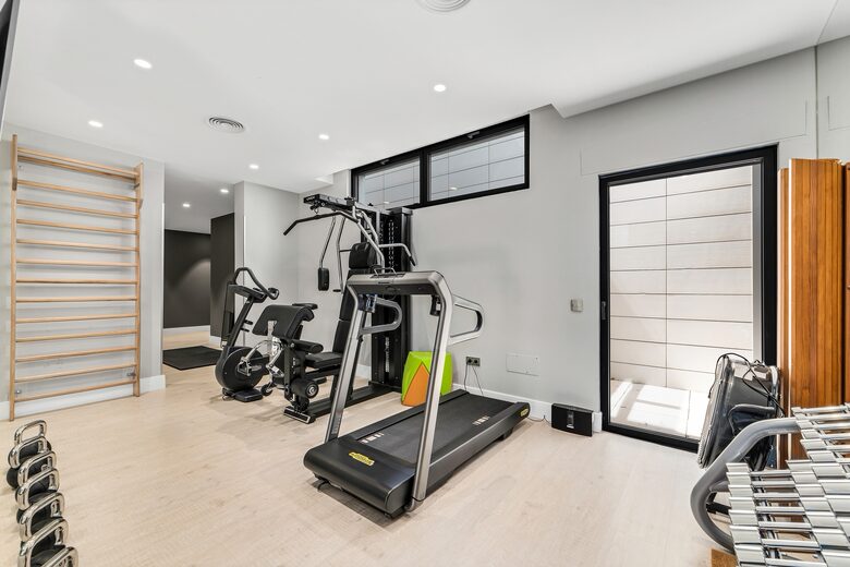 Villa Monte Halcones with stunning sea views (R) - Marbella, Spain