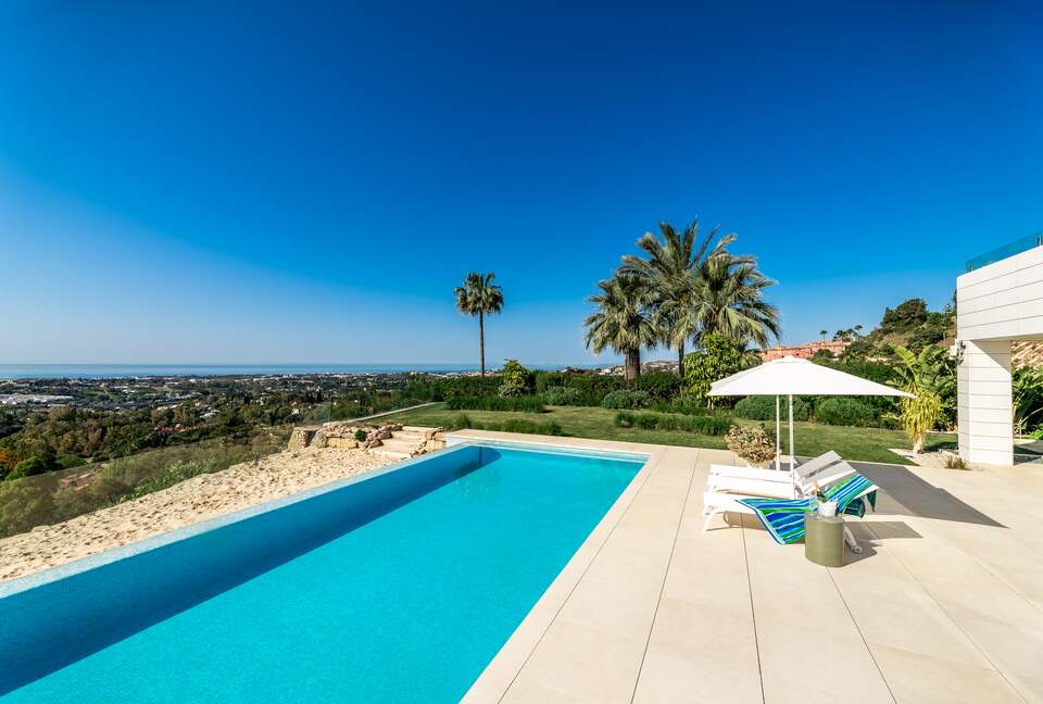 Villa Monte Halcones with stunning sea views (R) - Marbella, Spain