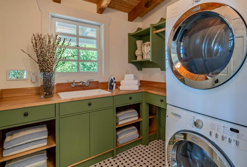 Ranch Style Oasis in Santa Barbara (R) - Santa Barbara, California