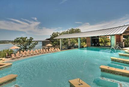Lakeway Luxury Lakefront - Lakeway, Texas