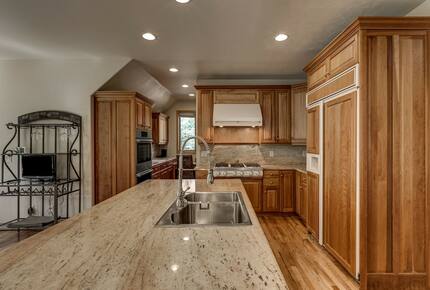 Edelweiss Chalet | Ski to Lift - Steamboat Springs, Colorado