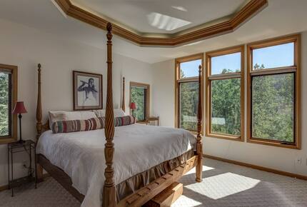 Edelweiss Chalet | Ski to Lift - Steamboat Springs, Colorado