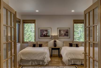 Edelweiss Chalet | Ski to Lift - Steamboat Springs, Colorado