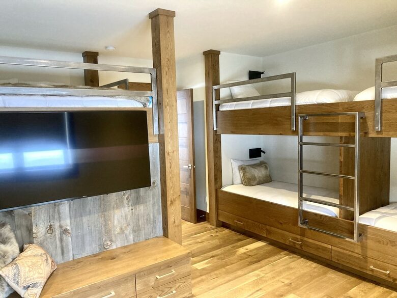 Edelweiss Chalet | Ski to Lift - Steamboat Springs, Colorado