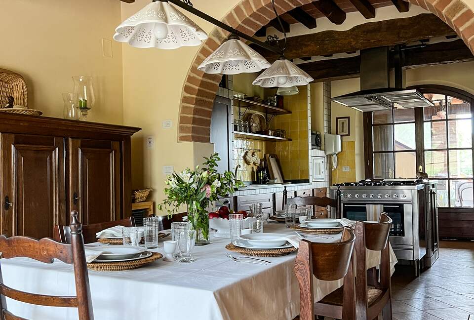 Villa San Lorenzo Umbrian Estate - Castiglione Del Lago, Italy