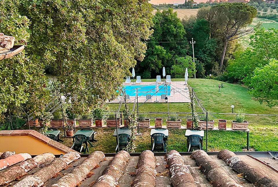 Villa San Lorenzo Umbrian Estate - Castiglione Del Lago, Italy