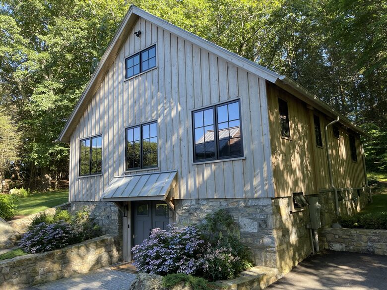 Stunning Modern Cabin by the Lake - New Preston Marble Dale, Connecticut