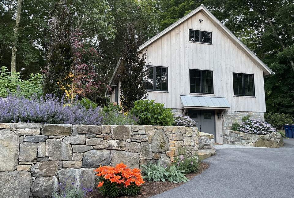 Stunning Modern Cabin by the Lake - New Preston Marble Dale, Connecticut
