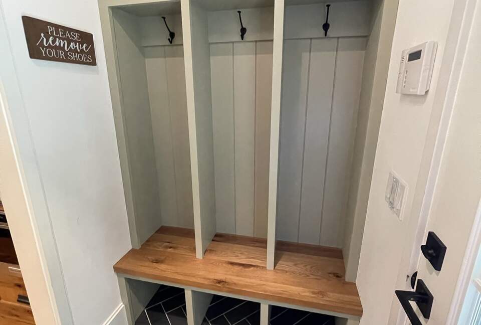 Stunning Modern Cabin by the Lake - New Preston Marble Dale, Connecticut