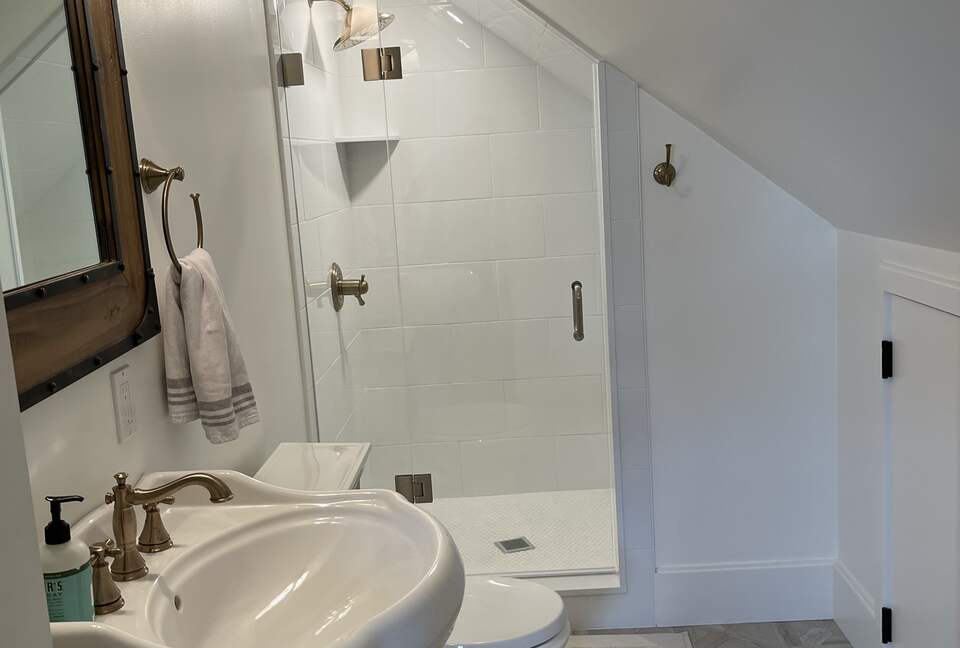 Stunning Modern Cabin by the Lake - New Preston Marble Dale, Connecticut